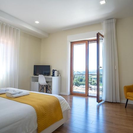 Villa Tavares Suites Arouca Bagian luar foto