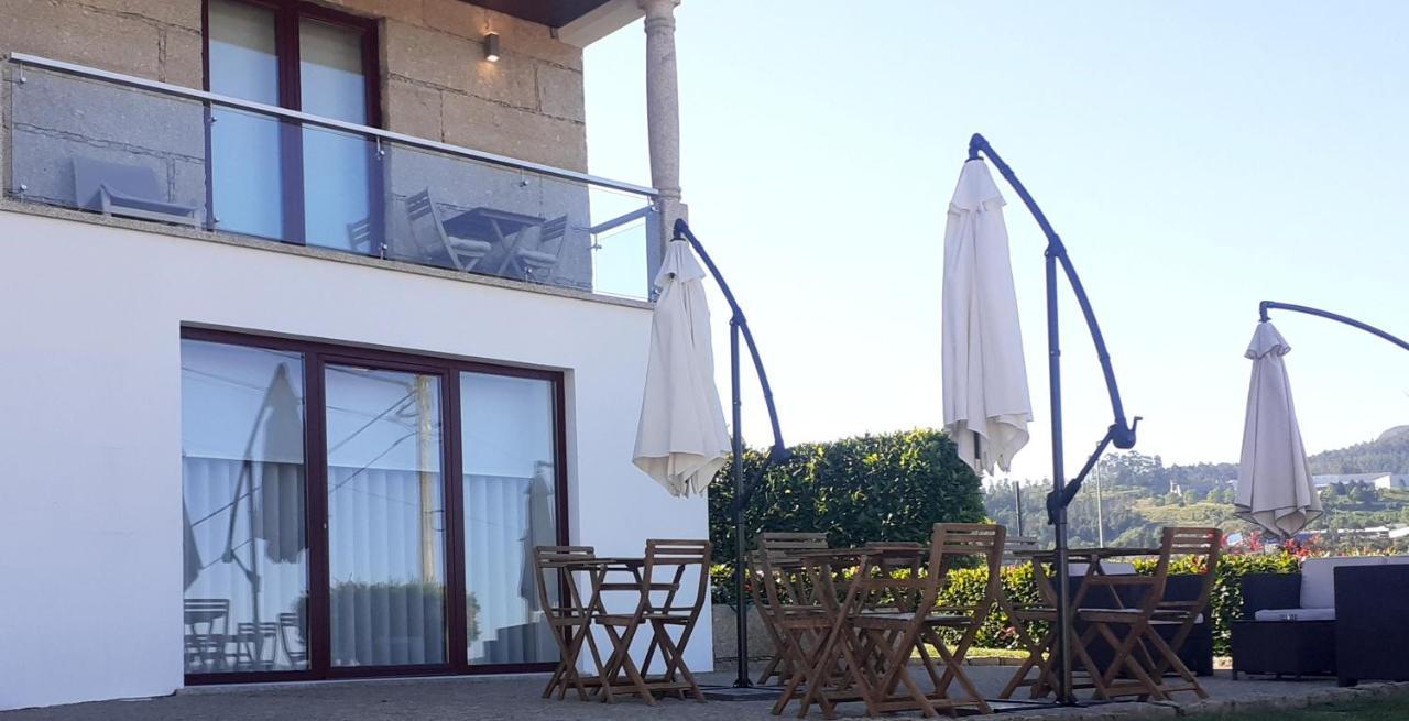 Villa Tavares Suites Arouca Bagian luar foto