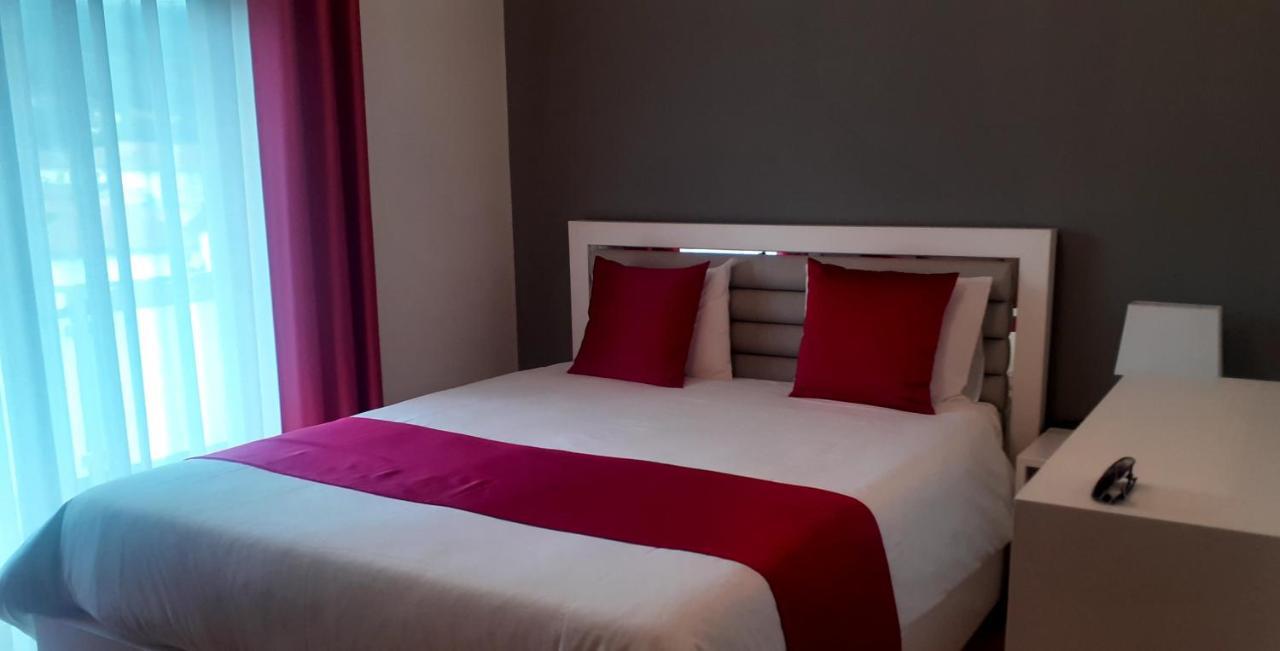 Villa Tavares Suites Arouca Bagian luar foto