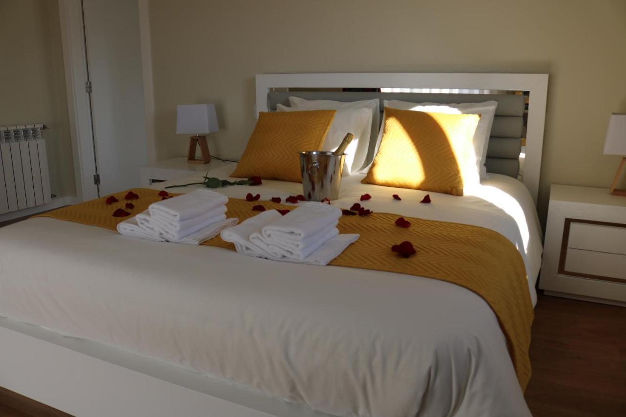Villa Tavares Suites Arouca Bagian luar foto