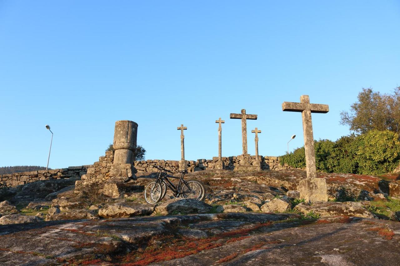 Villa Tavares Suites Arouca Bagian luar foto